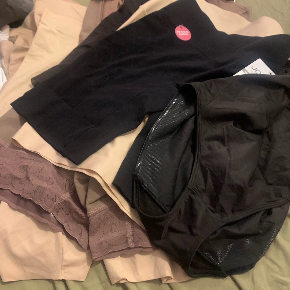 Black and Nude Shapewear Set